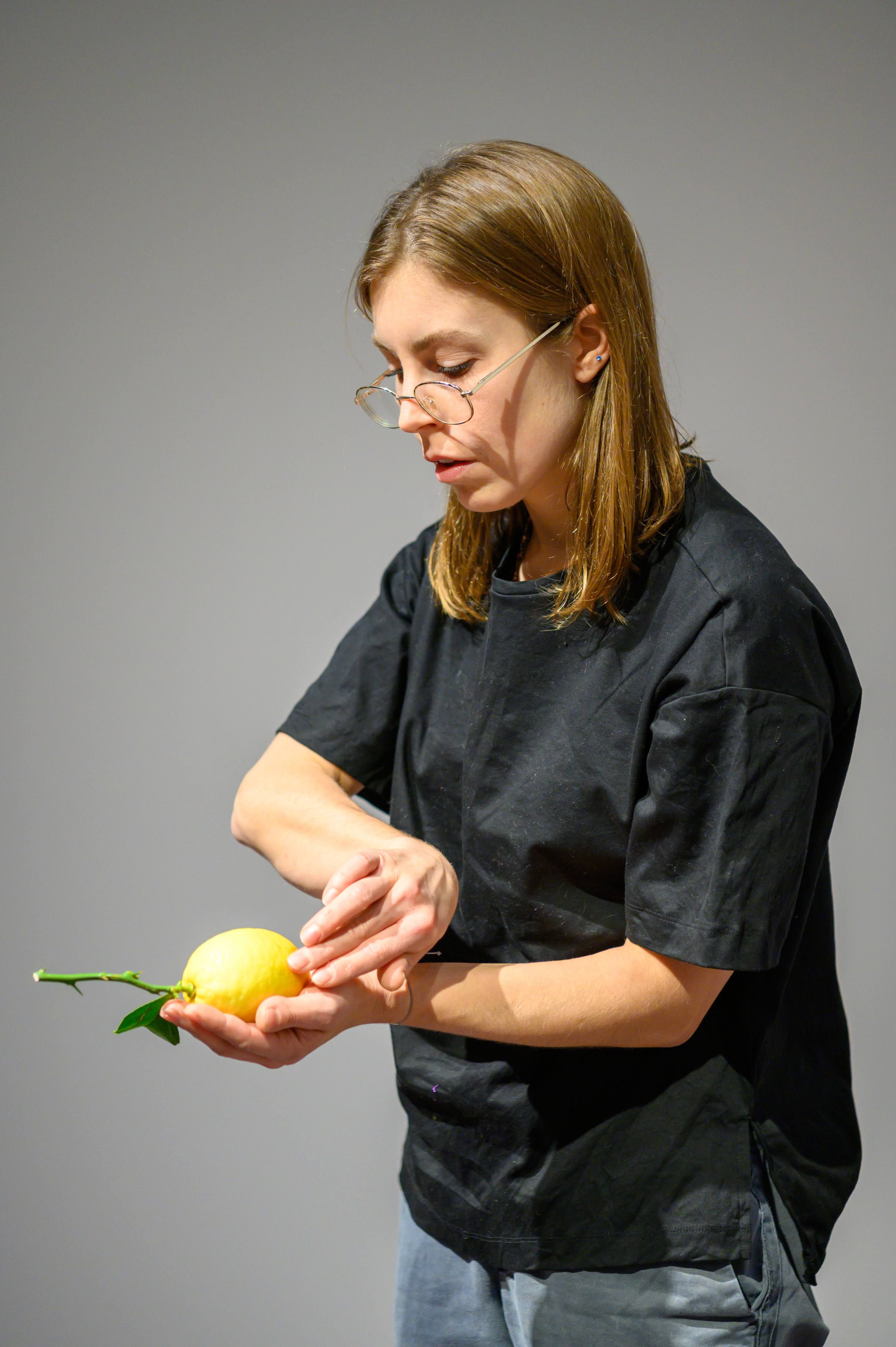 Allison I. Hournak, Venice International Performance Art Week 2020, Co-Creation Live Factory, Photograph © Alexander Harbaugh