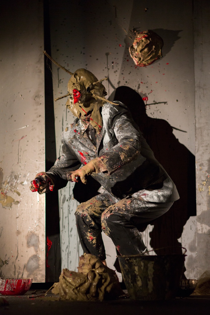 Olivier de Sagazan, Transfiguration. Venice International Performance Art Week (2014). Photograph by Monika Sobczak.