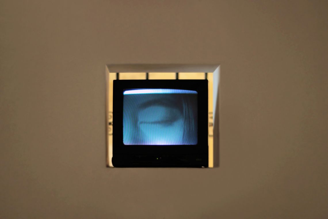 Yoko Ono. Exhibition view of the video Eyeblink (Fluxflim no.9) (1966) at the III Venice International Performance Art Week 2016. Image © We Exhibit